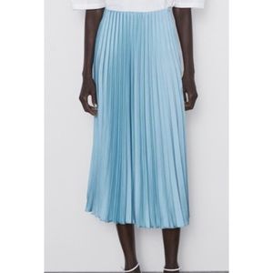 Zara pleated skirt